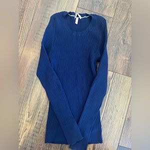 Victoria’s Secret ribbed fine knit sweater